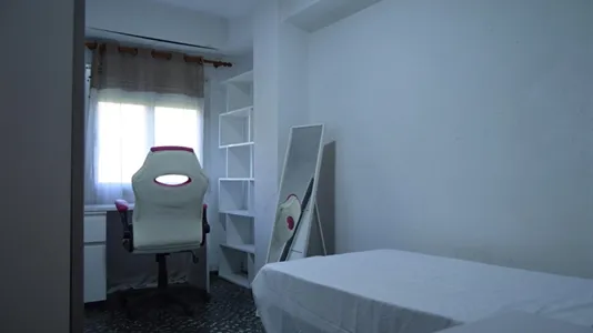 Rooms in Valencia Algirós - photo 10
