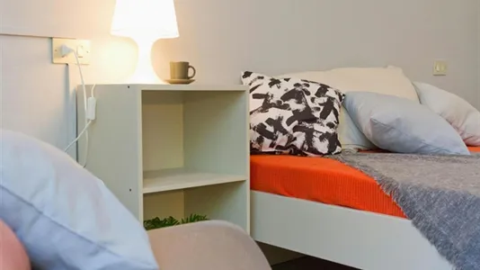 Rooms in Lecco - photo 3