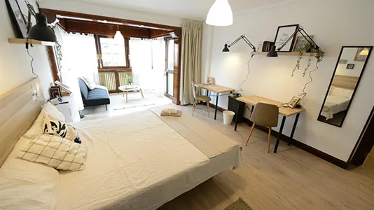 Rooms in Bilbao - photo 7