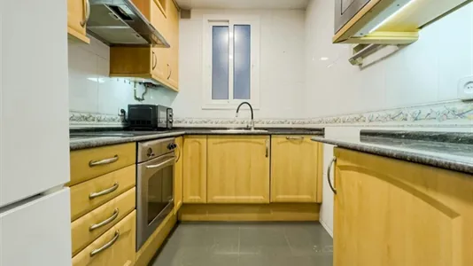 Rooms in Barcelona Gràcia - photo 8