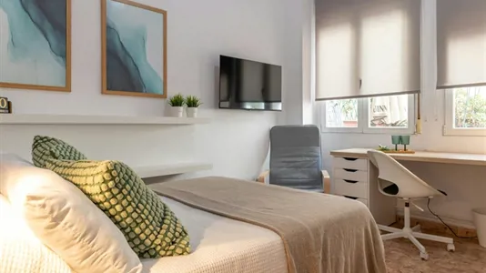 Rooms in Madrid Centro - photo 1