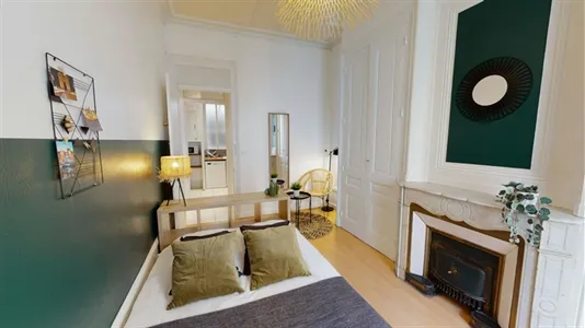 Rooms in Lyon - photo 1