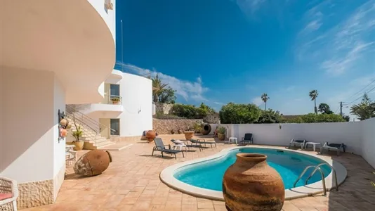 Apartments in Lagos - photo 6