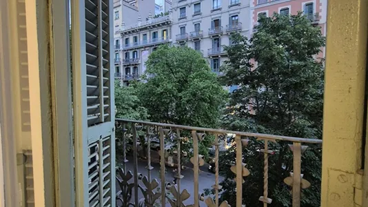 Rooms in Barcelona Eixample - photo 2