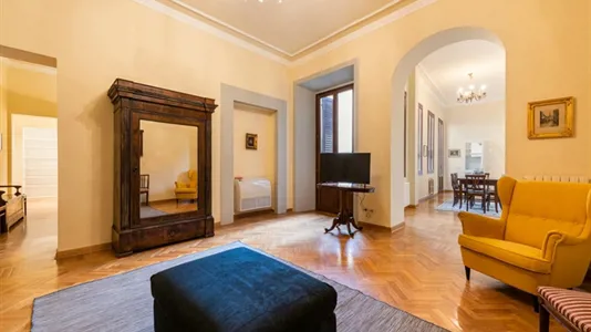 Apartments in Florence - photo 2