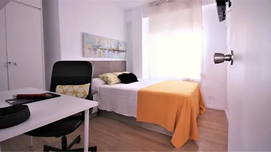 Rooms in Alboraya - photo 1