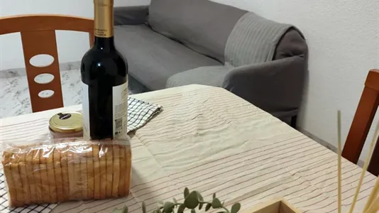 Houses in Madrid Puente de Vallecas - photo 5