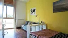 Room for rent, Bologna, Emilia-Romagna, Viale Giovanni Vicini