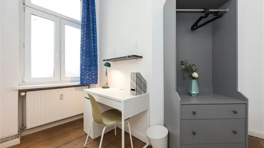 Rooms in Berlin Charlottenburg-Wilmersdorf - photo 2