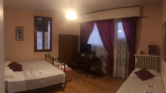 Rooms in Padua - photo 1