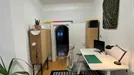 Room for rent, Vienna Hernals, Vienna, &lt;span class=&quot;blurred street&quot; onclick=&quot;ProcessAdRequest(13286742)&quot;&gt;&lt;span class=&quot;hint&quot;&gt;See streetname&lt;/span&gt;[xxxxxxxxxxxxx]&lt;/span&gt;