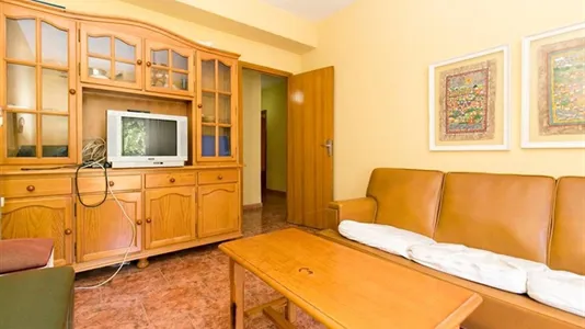 Rooms in Granada - photo 10