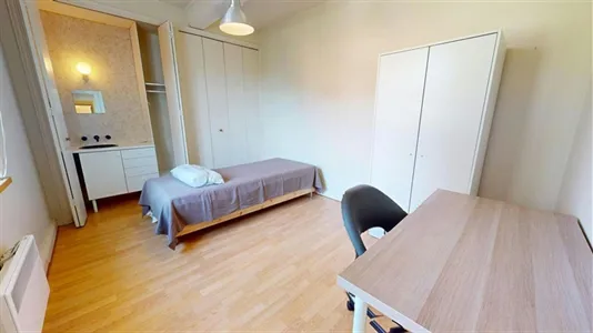 Rooms in Lyon - photo 3