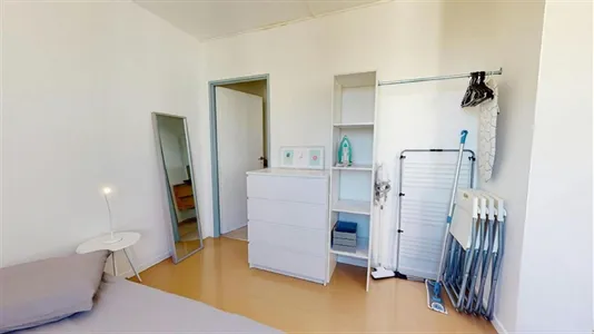 Apartments in Lyon - photo 2