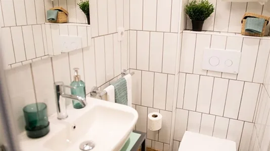 Rooms in Barcelona Sant Martí - photo 4