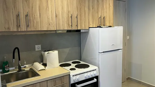 Rooms in Neapoli-Sykies - photo 5