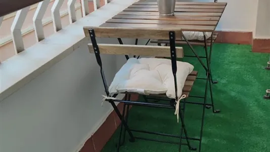 Rooms in Almería - photo 4