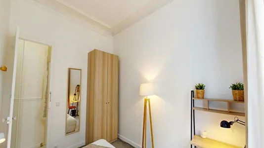 Rooms in Paris 17ème arrondissement - photo 4