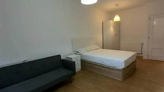 Rooms in Madrid Moncloa-Aravaca - photo 3