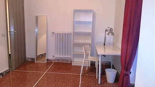 Rooms in Roma Municipio II – Parioli/Nomentano - photo 3