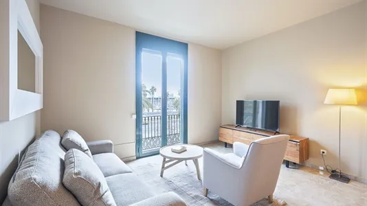 Apartments in Barcelona Ciutat Vella - photo 4