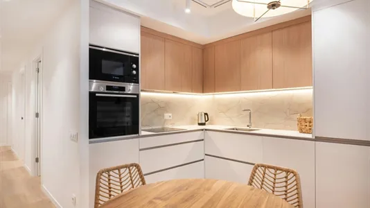 Apartments in Barcelona Eixample - photo 5