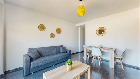 Rooms in Valencia Algirós - photo 8