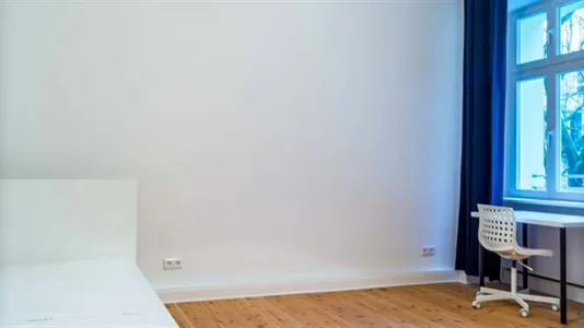 Rooms in Berlin Friedrichshain-Kreuzberg - photo 3