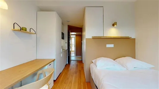 Rooms in Paris 17ème arrondissement - photo 3