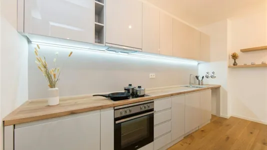 Rooms in Berlin Mitte - photo 9