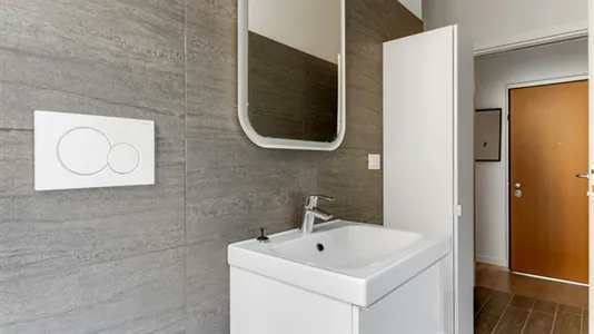 Rooms in Milano Zona 2 - Stazione Centrale, Gorla, Turro, Greco, Crescenzago - photo 10