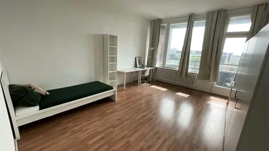 Rooms in Berlin Charlottenburg-Wilmersdorf - photo 3