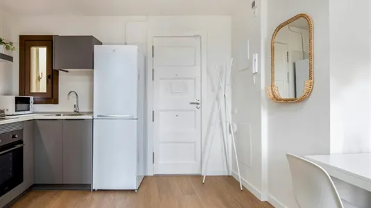 Apartments in Barcelona Ciutat Vella - photo 5