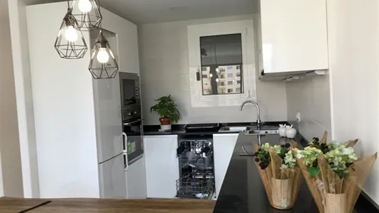 Rooms in Barcelona Eixample - photo 8