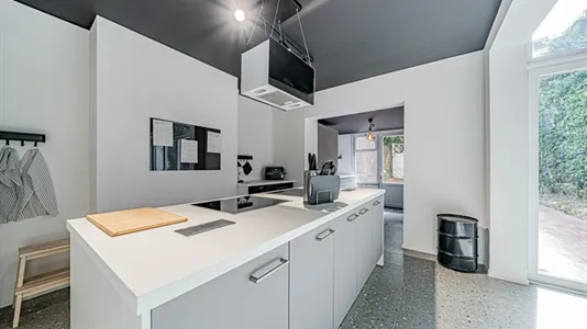 Rooms in Charleroi - photo 8