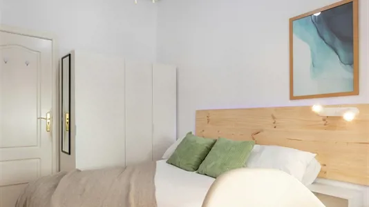 Rooms in Madrid Centro - photo 3