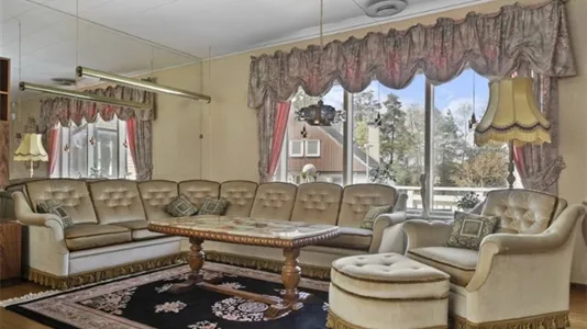 Houses in Botkyrka - photo 7