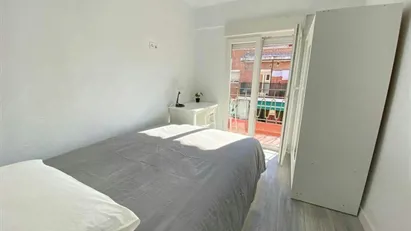 Room for rent in Adaro, Comunidad de Madrid