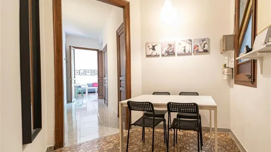 Rooms in Barcelona Eixample - photo 9