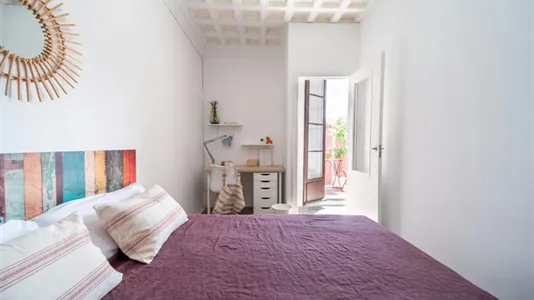 Rooms in Barcelona Ciutat Vella - photo 2