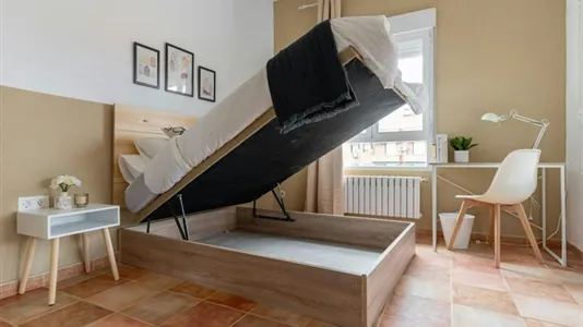 Rooms in Madrid Tetuán - photo 8