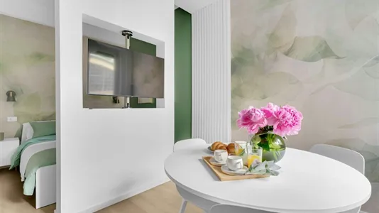 Apartments in Milano Zona 6 - Barona, Lorenteggio - photo 8