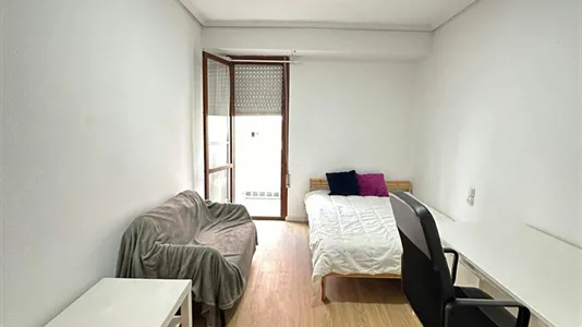 Rooms in Castellón de la Plana/Castelló de la Plana - photo 2