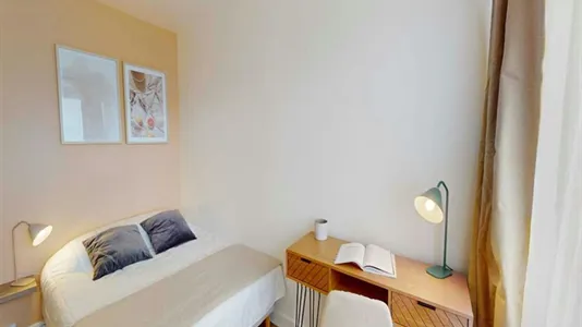 Rooms in Paris 15ème arrondissement - photo 2