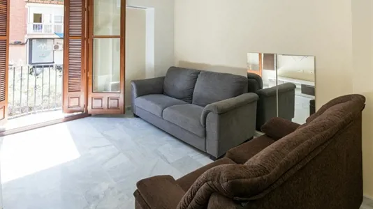 Rooms in Murcia - photo 2