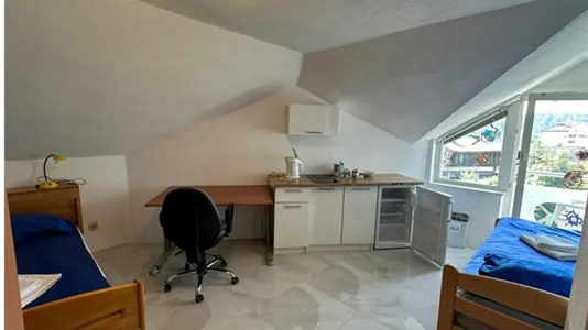 Rooms in Besnica - photo 1