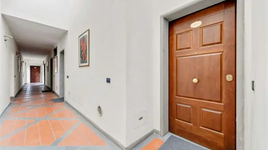 Rooms in Florence - photo 9