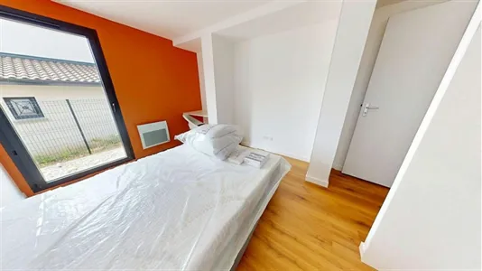 Rooms in Lyon - photo 3