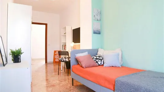 Rooms in Lecco - photo 2