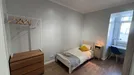Room for rent, Lisbon (region), <span class="blurred street" onclick="ProcessAdRequest(15164197)"><span class="hint">See streetname</span>[xxxxxxxxxxxxx]</span>
